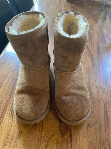 Ugg tanned boots size girls - tanned, 1