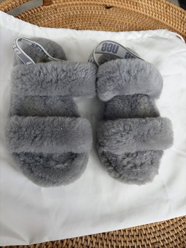 Uggs sliders kids size - uggs, uk