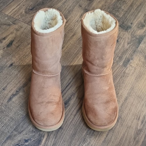 Ugg classic short - short, ii