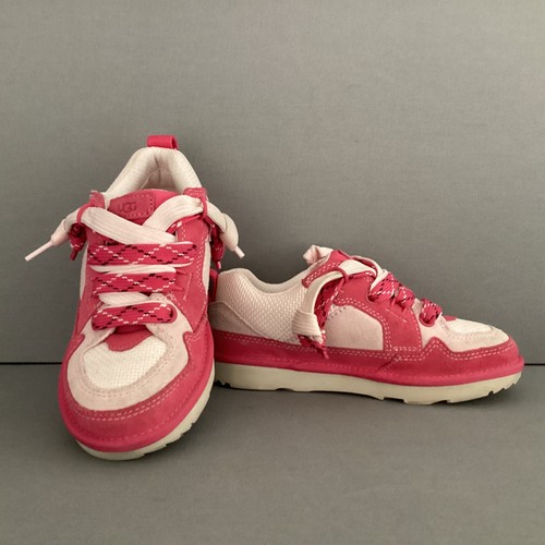 Ugg lowmel trainers size - lo,