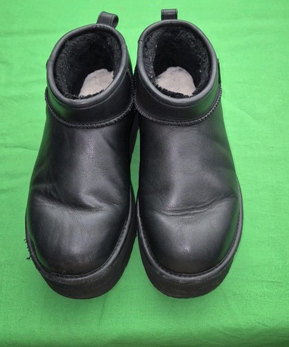Ugg black ultra mini leather - mini,